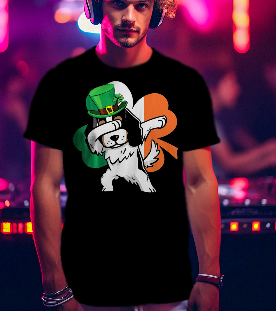 Cavalier King Charles Spaniel Dabbing Irish Clover St Patricks Day T-Shirt