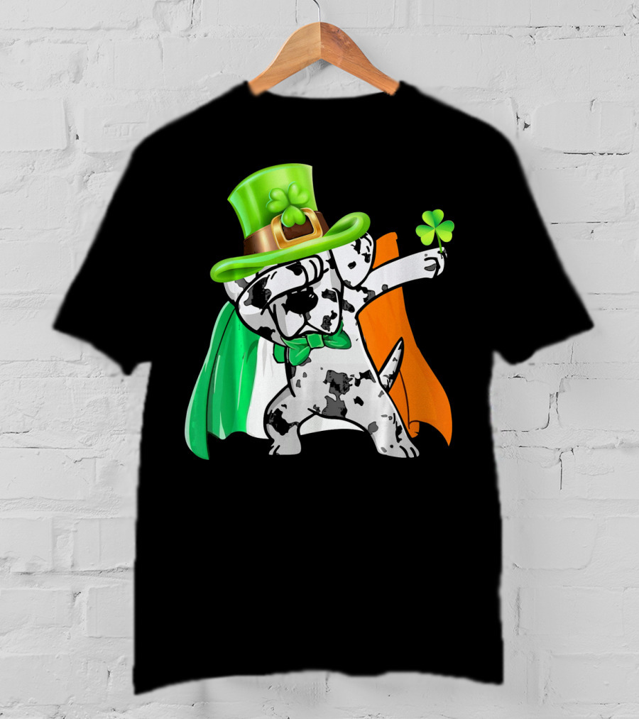 Dabbing Great Dane Irish Flag Shamrock Hat Cape T-Shirt