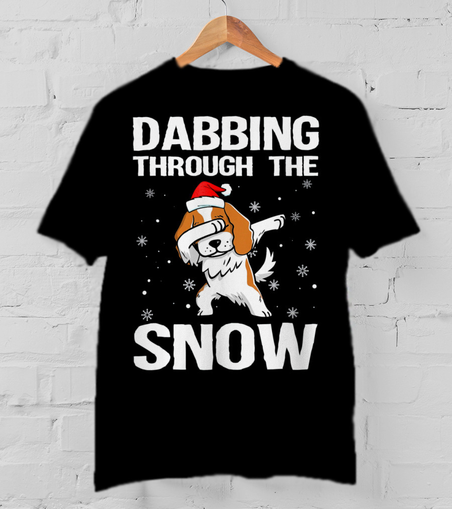 Dabbing Through The Snow Cavalier King Charles Spaniel Christmas Dog Santa Hat T-Shirt