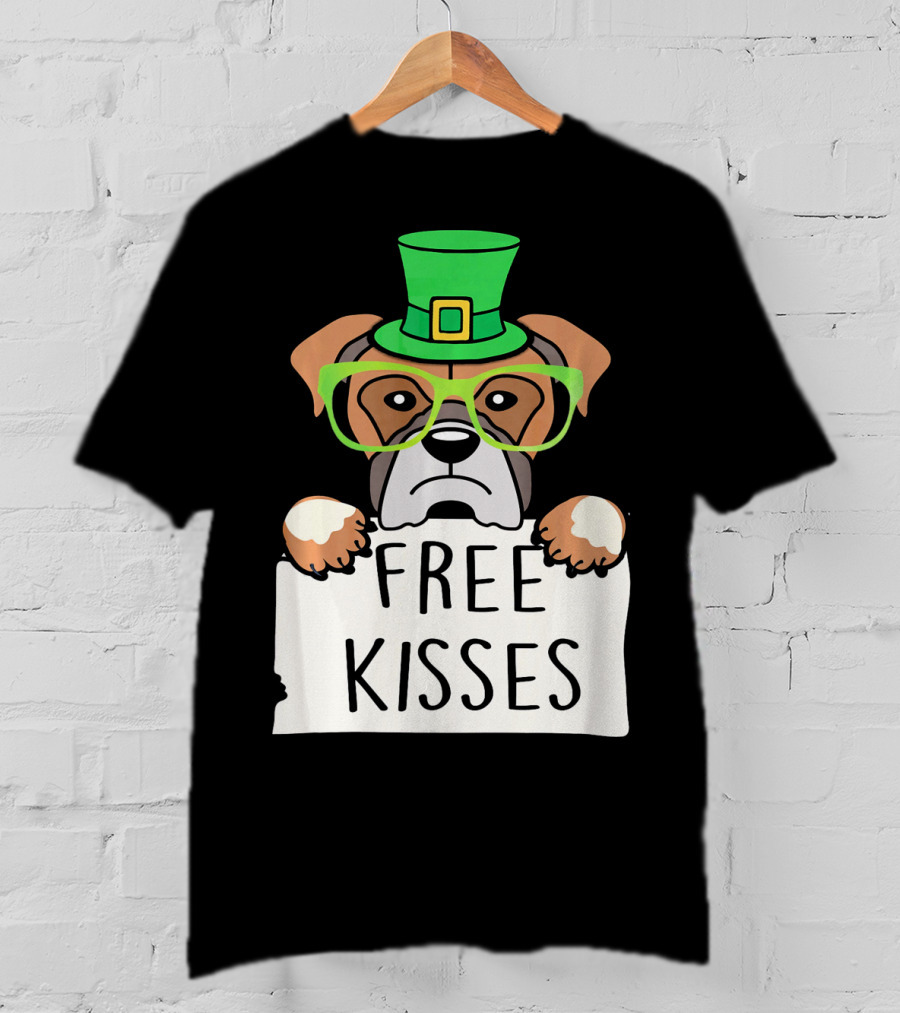 Free Kisses Boxer Dog Leprechaun St Patrick Hat Green Glasses T-Shirt