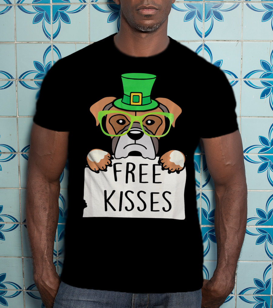 Free Kisses Boxer Dog Leprechaun St Patrick Hat Green Glasses T-Shirt