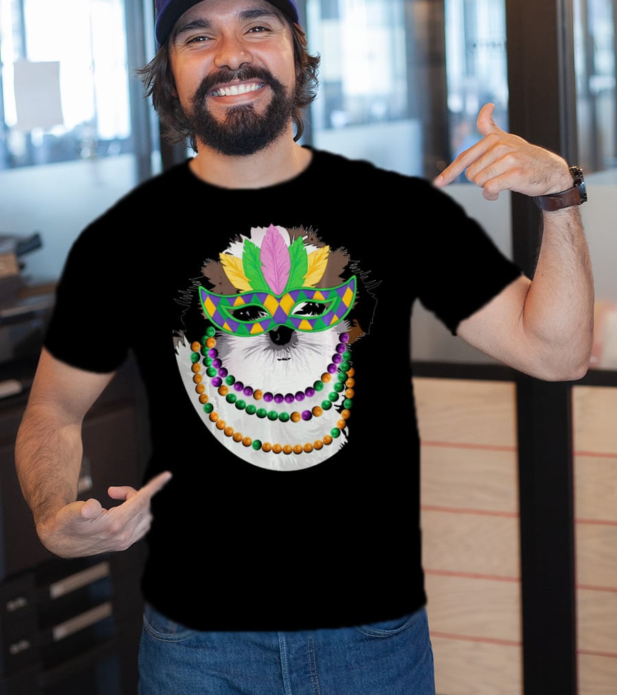 Funny Shih Tzu Mardi Gras Beads Necklace Mask With Colorful Feathered Mask T-Shirt