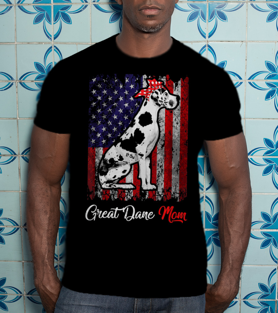 Great Dane Mom Patriotic USA Flag T-Shirt