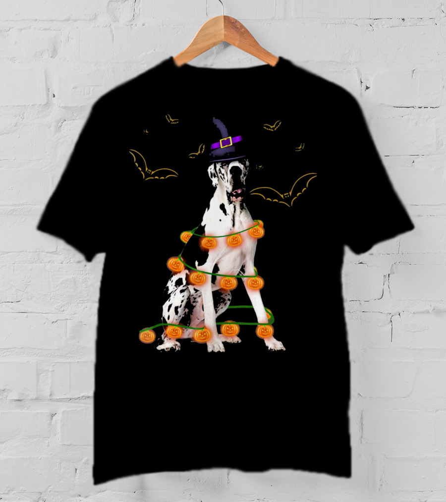 Great Dane Witch Hat Pumpkin Lights Bats Halloween Kids Funny T-Shirt