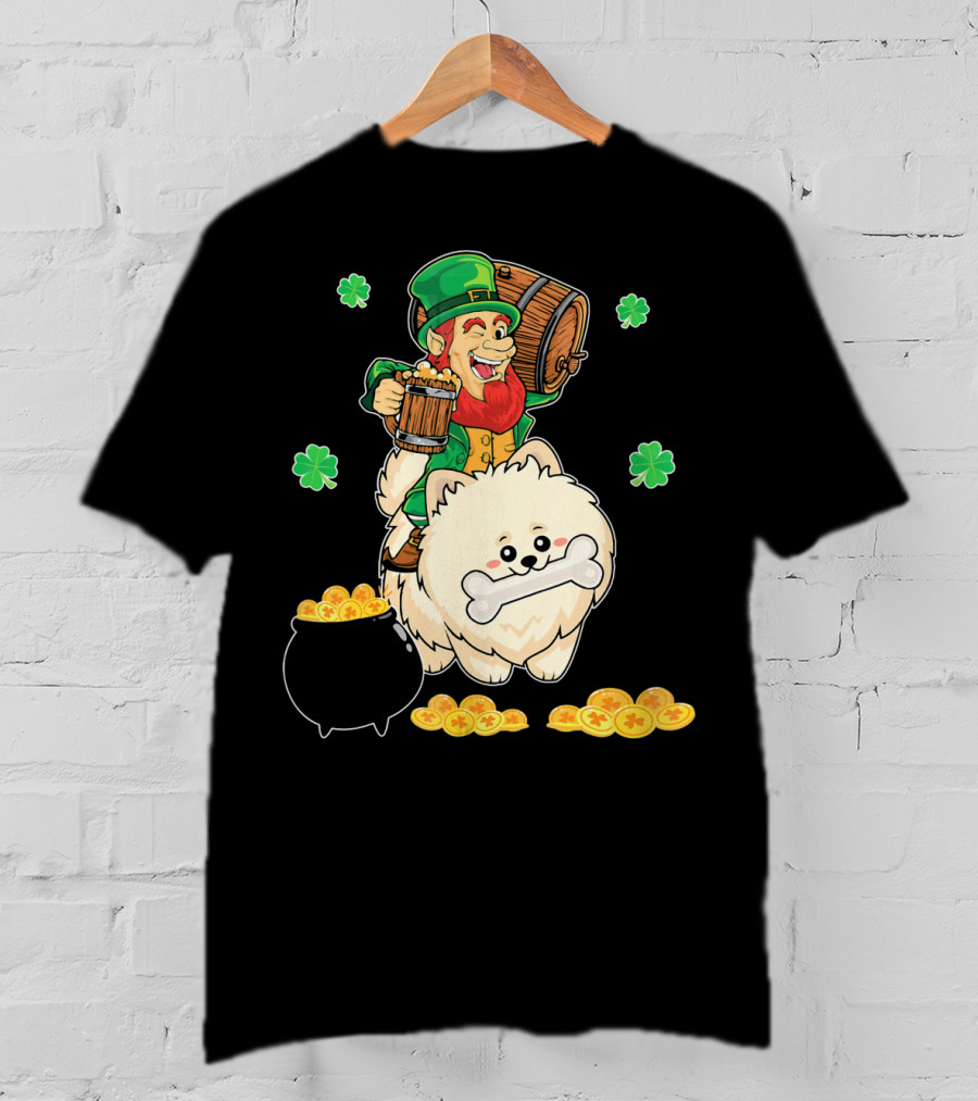 Leprechaun Rides Pomeranian With Beer And Gold Shamrocks T-Shirt