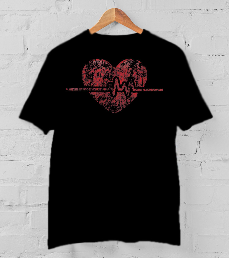 Big Heart EKG Vintage Distressed Valenti Red Heartbeat T-Shirt