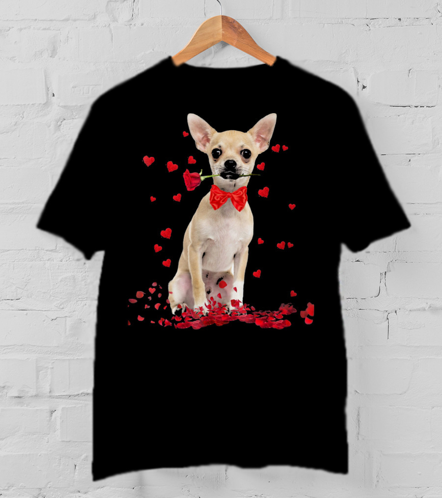 Chihuahua Valentine's Day Rose And Hearts T-Shirt