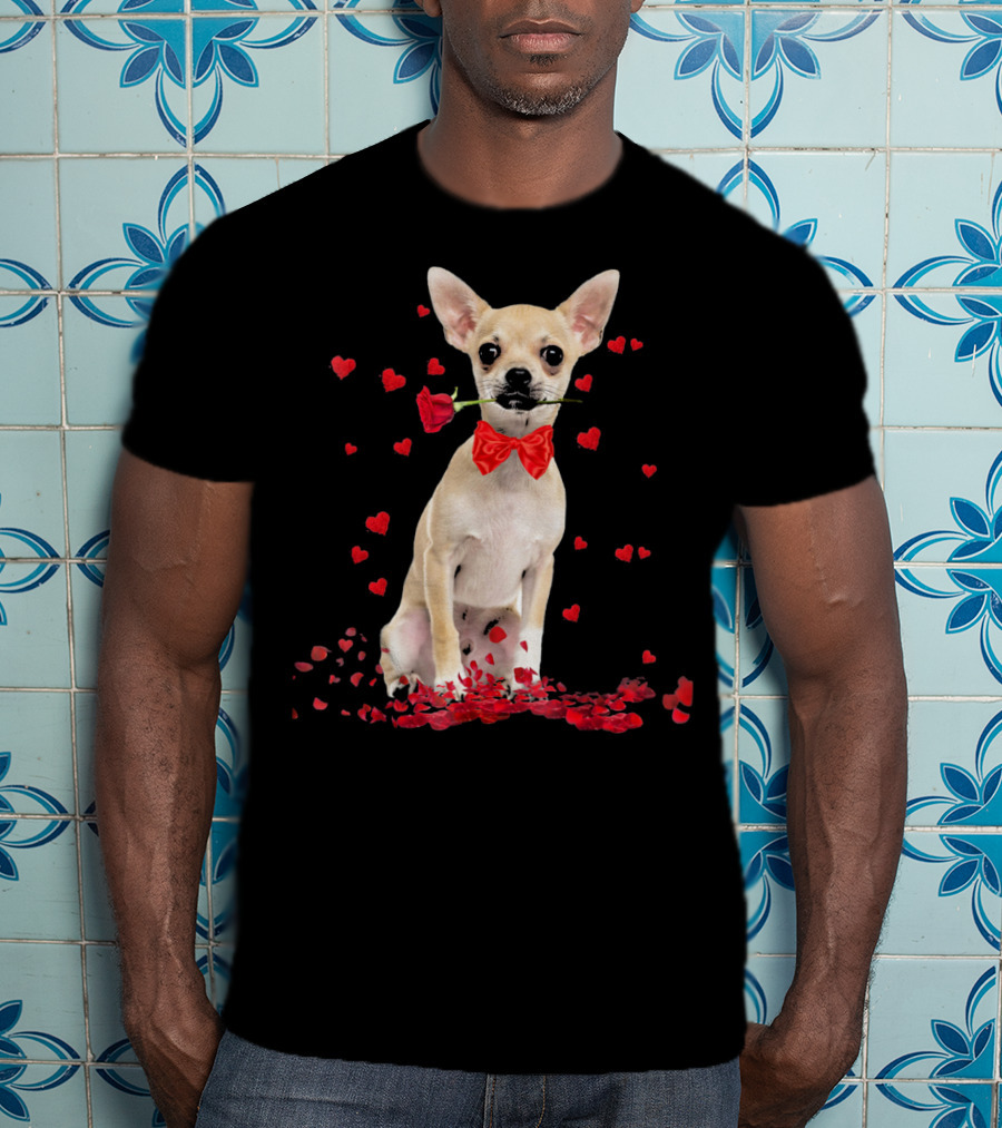 Chihuahua Valentine's Day Rose And Hearts T-Shirt