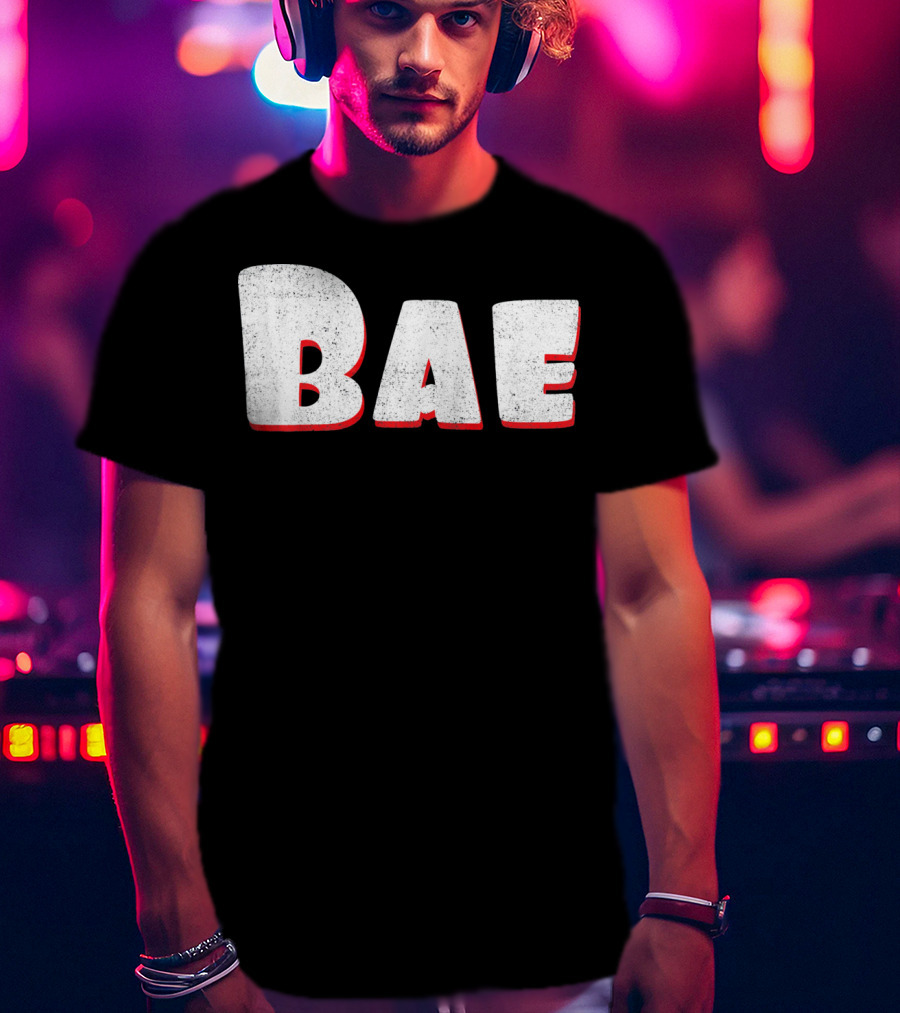 BAE Cute Vintage Valentines Day T-Shirt