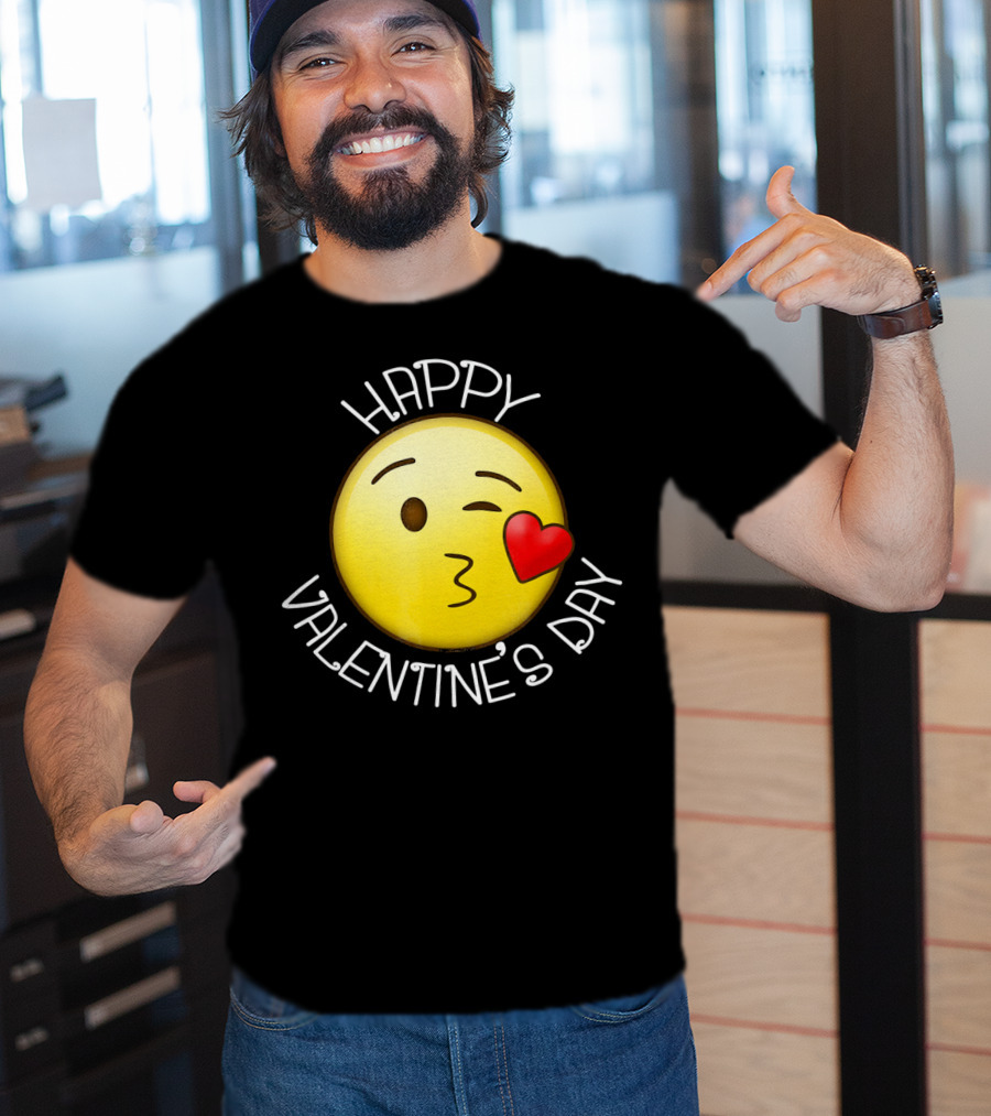 Happy Valentine's Day Cute Blow Kiss Heart Emoji Wink T-Shirt