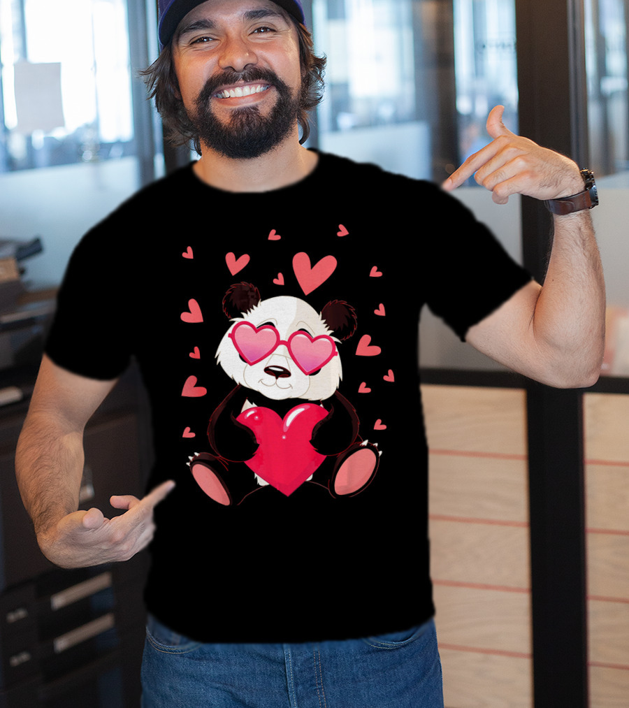 Cute Panda With Heart Glasses Valentines Day T-Shirt