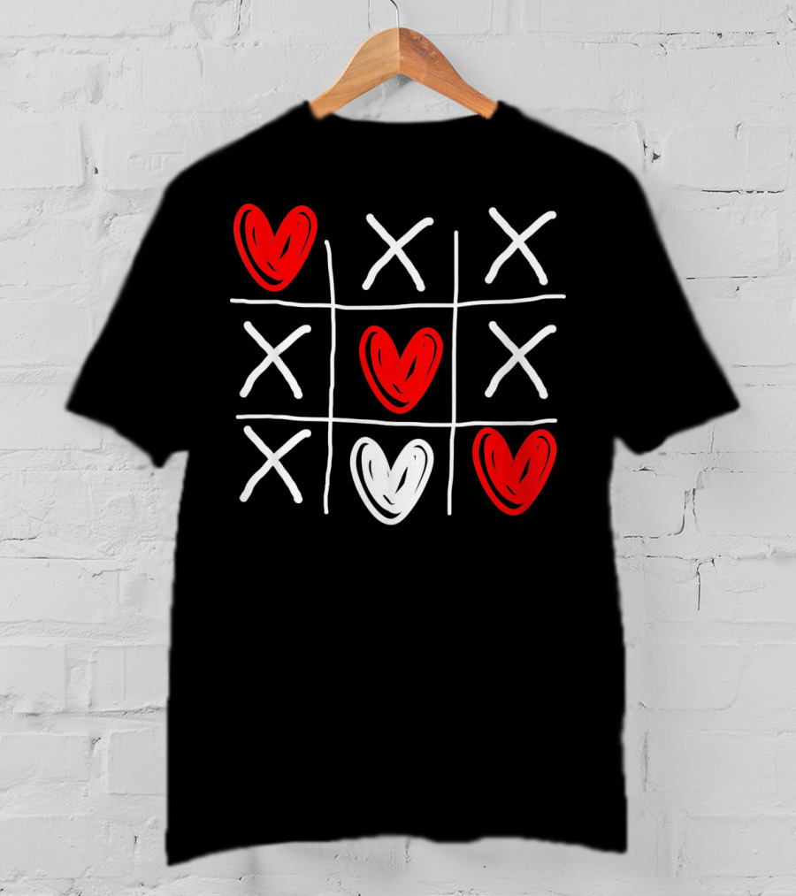 Cute Hearts Tic Tac Toe Valentines Day T-Shirt