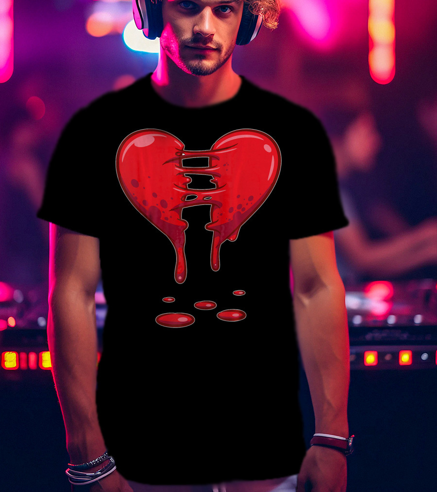 Dripping Broken Heart Halloween Valentin Red Graffiti T-Shirt