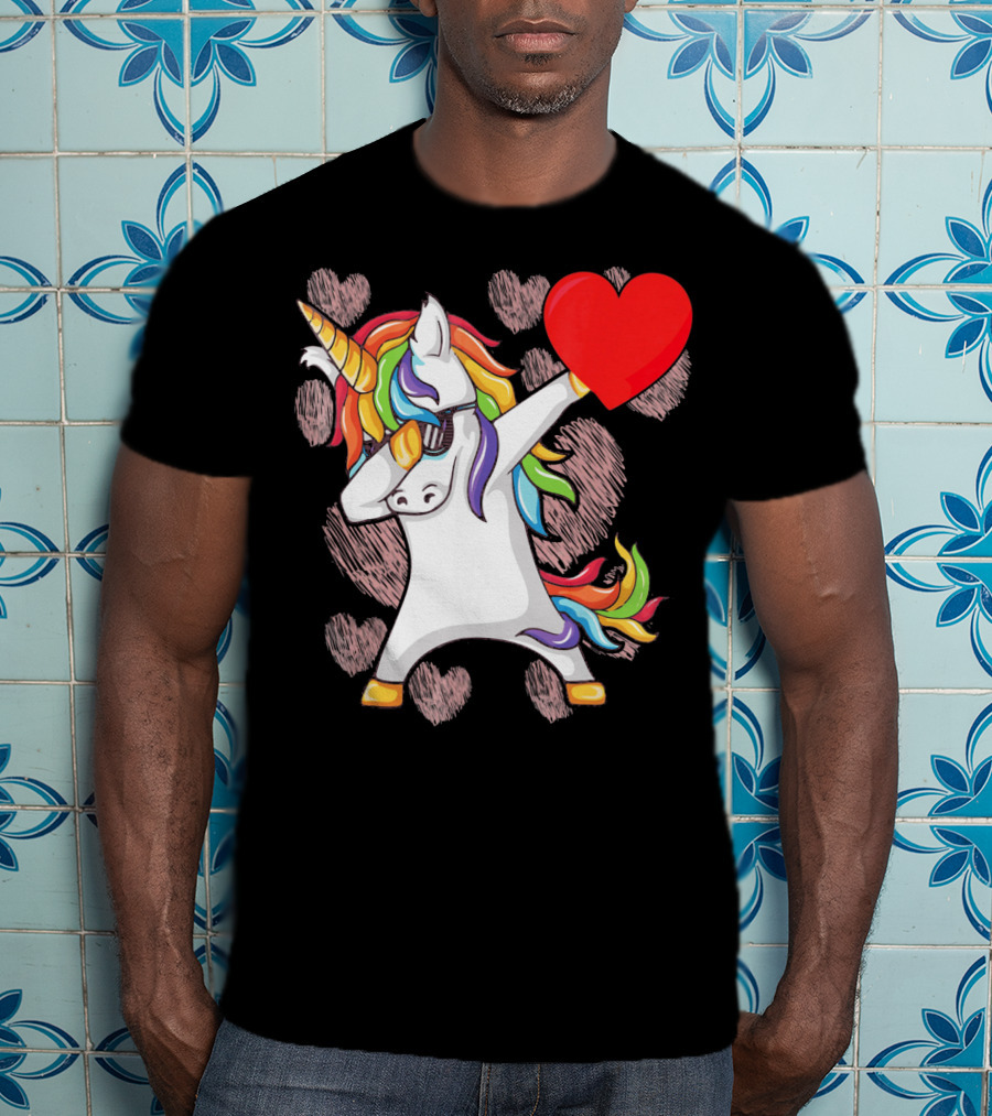 Funny Dabbing Unicorn Holding Heart Valentines T-Shirt