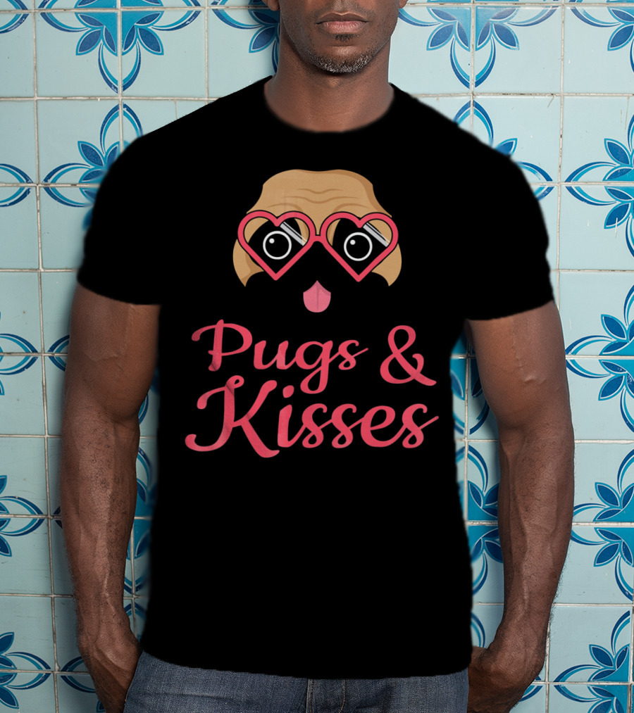 Pugs And Kisses Funny Valentines Day Humor T-Shirt