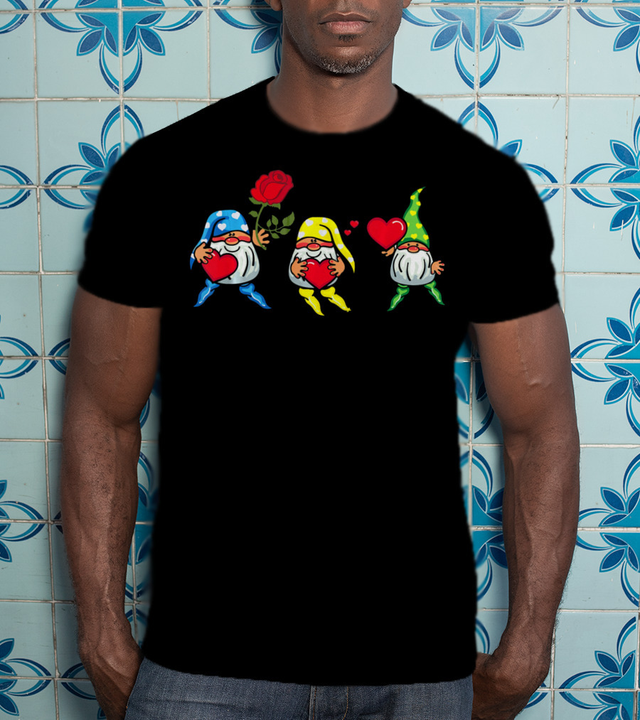 Valentine's Day Gnome Lovers Holding Hearts And Roses T-Shirt