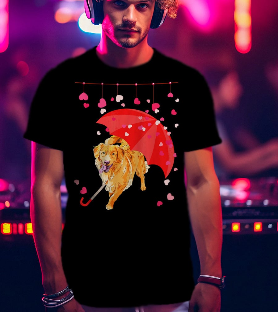Golden Retriever With Umbrella And Falling Hearts Valentin T-Shirt