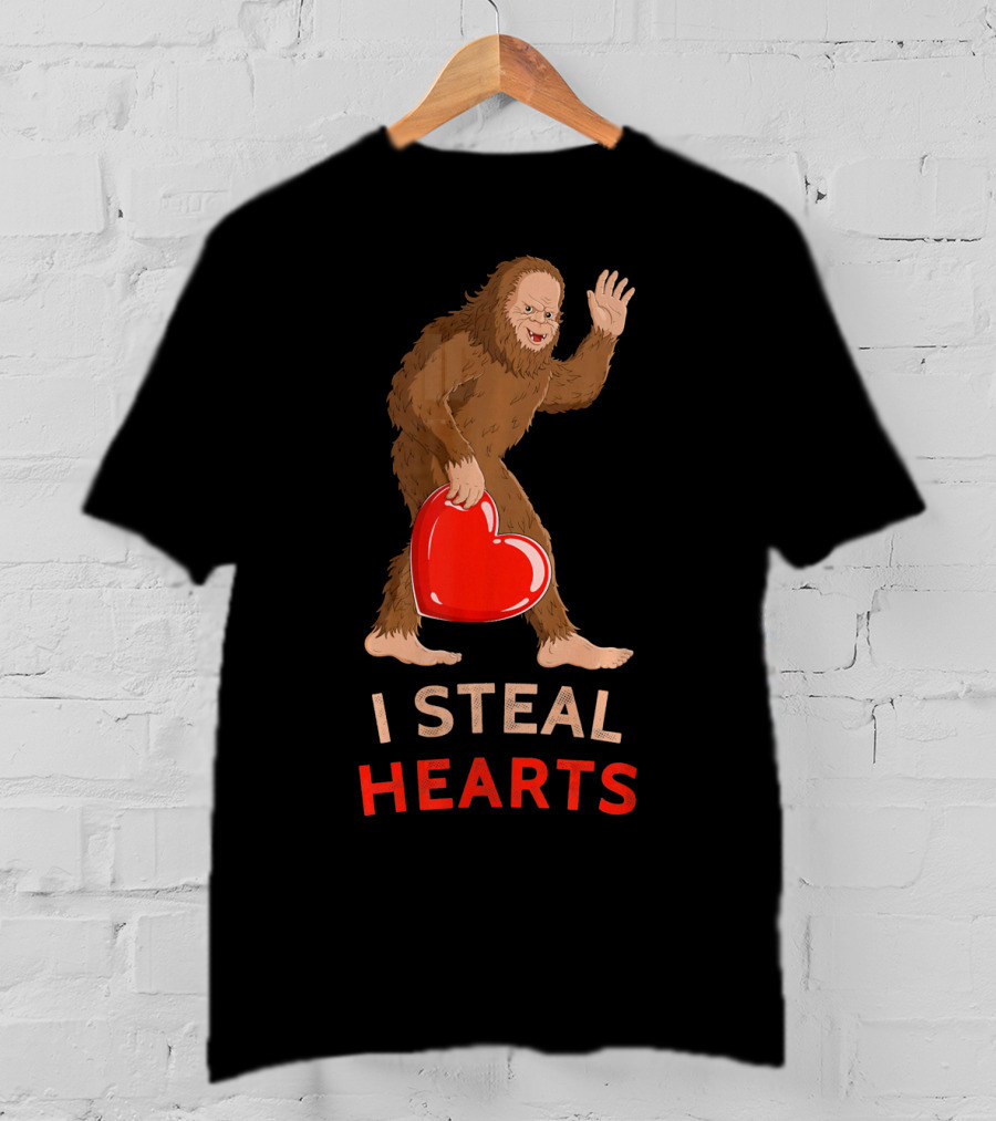 I Steal Hearts Bigfoot Valentine's Day Funny Sasquatch Image T-Shirt