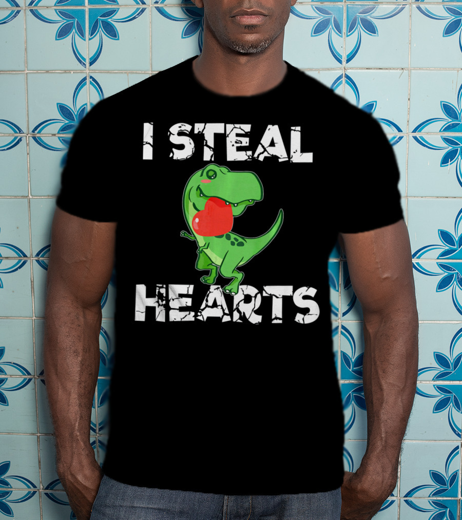 I Steal Hearts Dinosaur Valentine's Day T-Rex Holding Heart T-Shirt