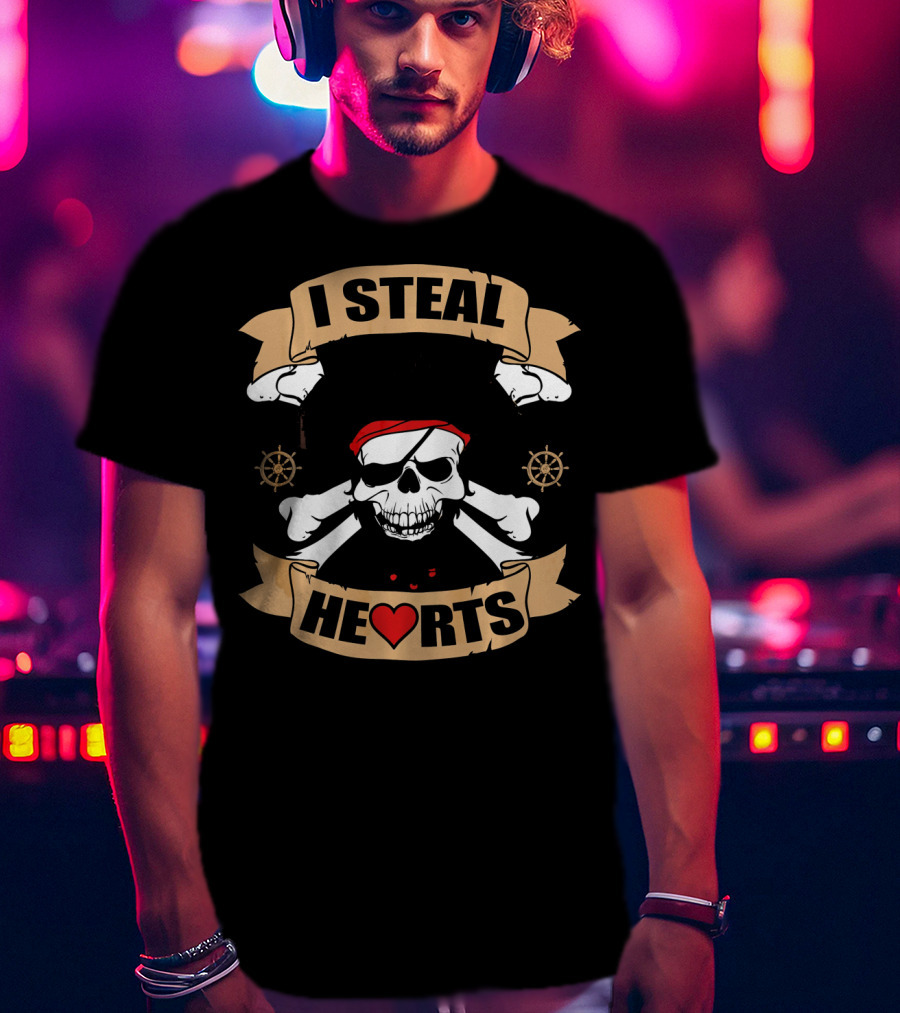 I Steal Hearts Funny Pirate Valentines Skull Bandana Steering Wheel T-Shirt