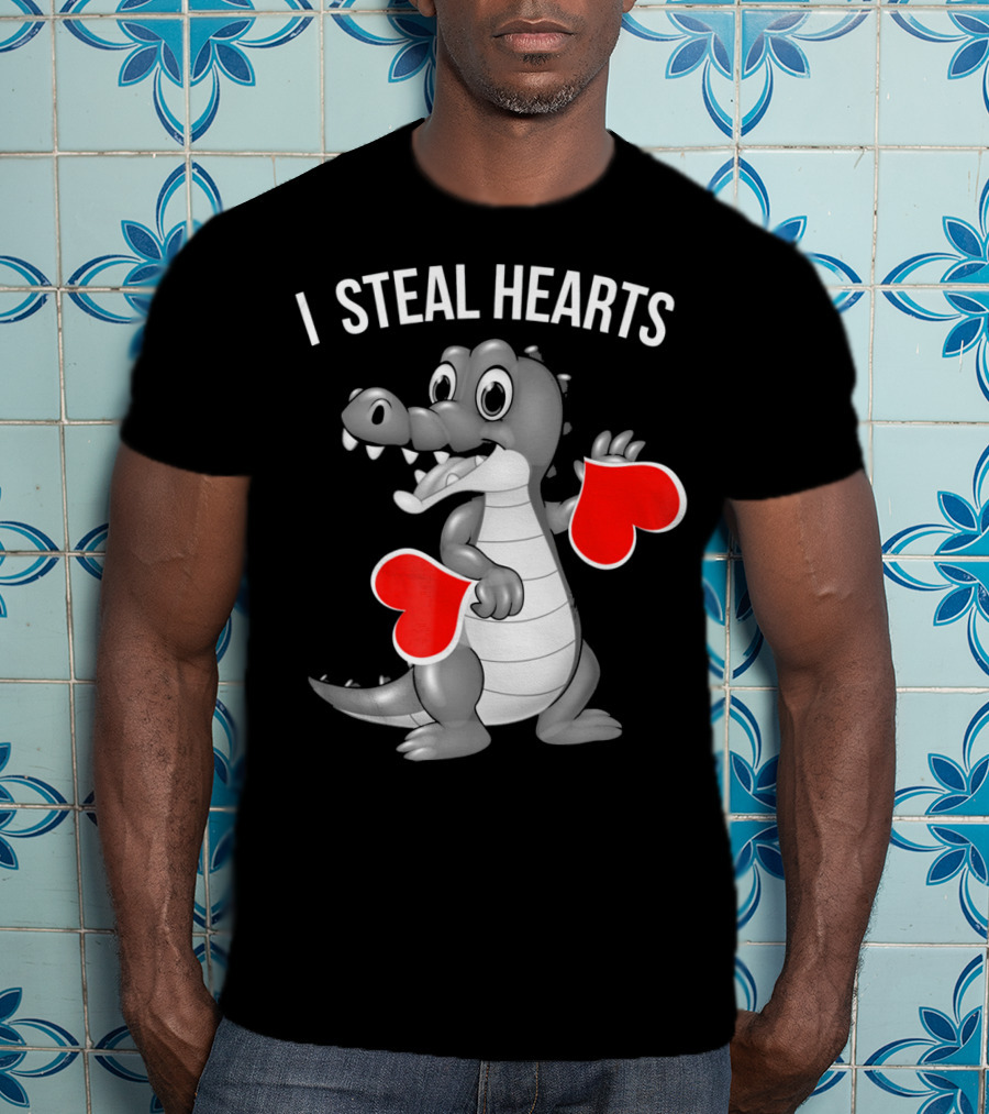 Kids Valentines Day I Steal Hearts Crocodile Holding Red Hearts T-Shirt