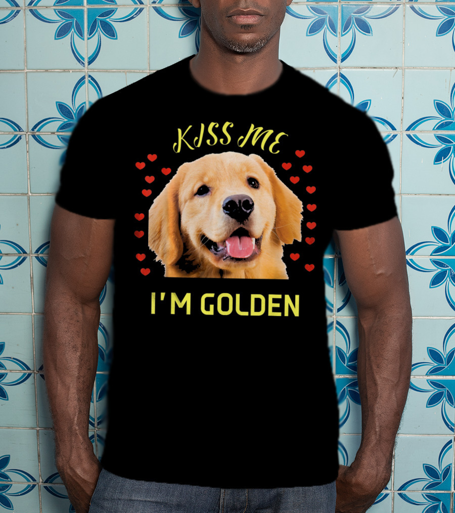Kiss Me I'm Golden Golden Retriever Surrounded By Hearts T-Shirt