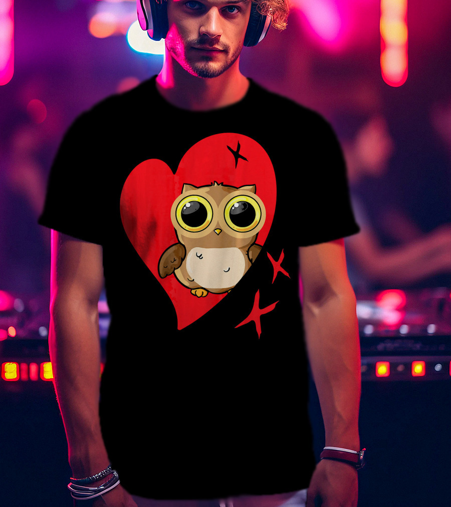 Valentine Day Red Heart Owl With Big Eyes T-Shirt