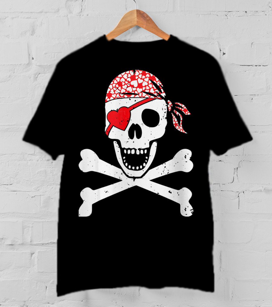 Pirate Skull And Crossbones Heart Bandana Eye Patch Flag Va T-Shirt