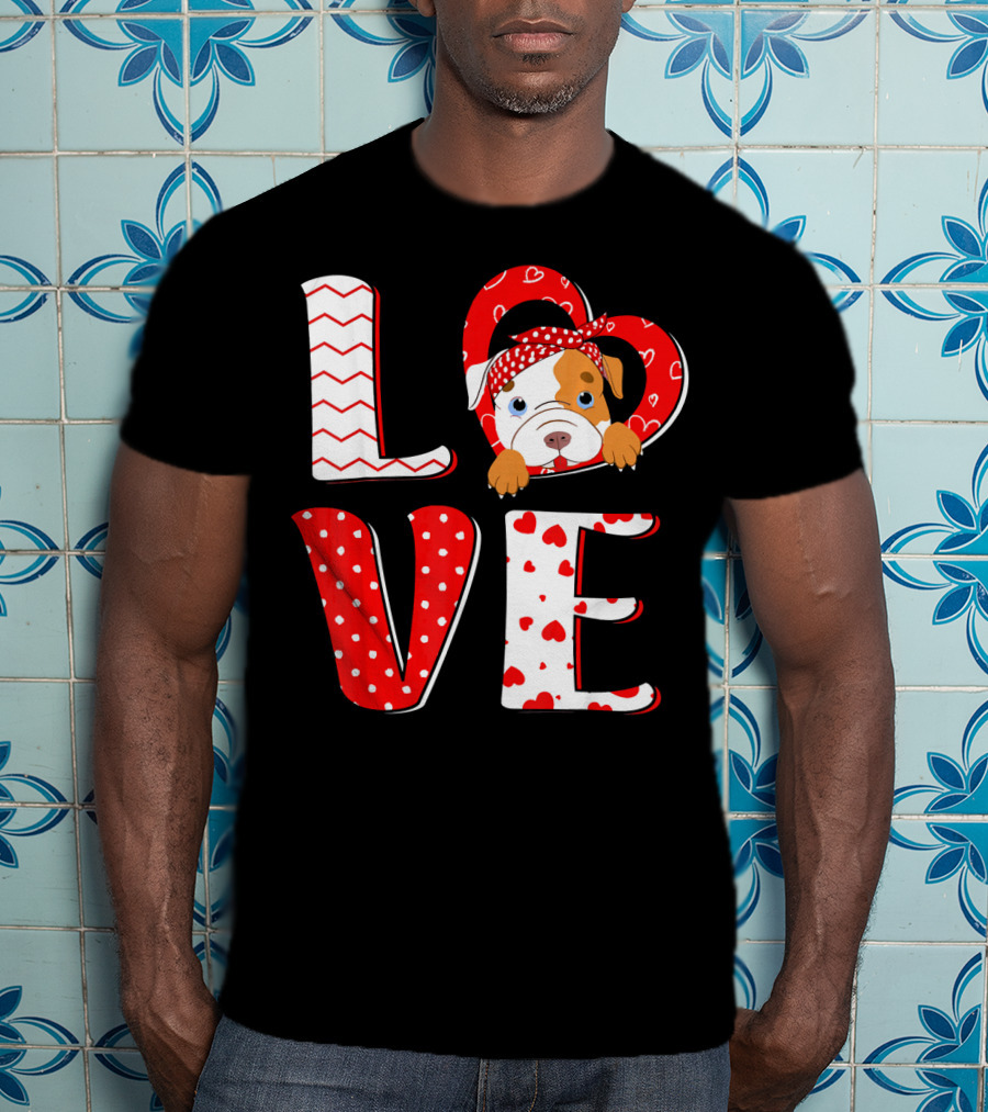 LOVE Pittie Mom For Pitbull Dog Lovers T-Shirt