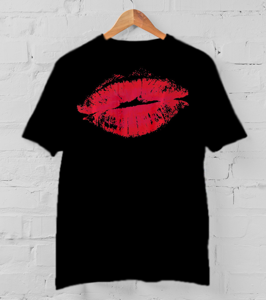 Red Lips Kiss Valentines Day Lipstick Print T-Shirt