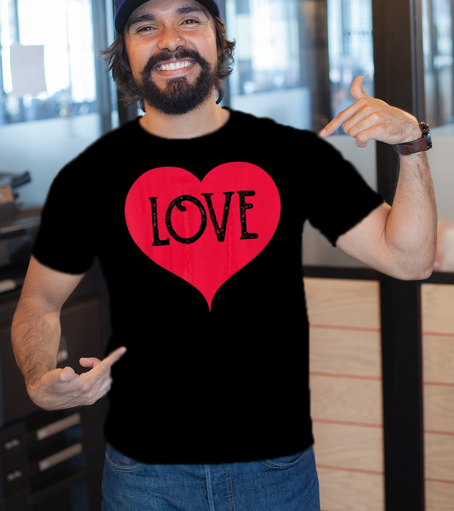 Love Heart Cute Red Valentines Day T-Shirt