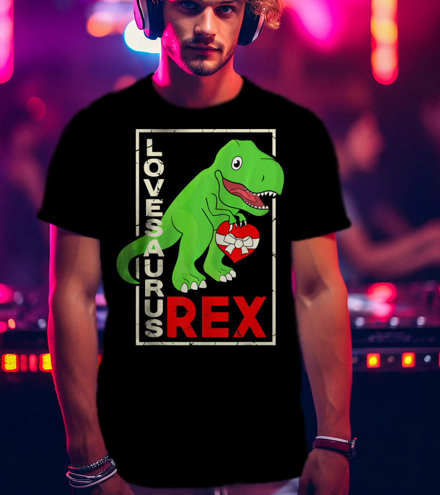 Lovesaurus Rex Dinosaur Valentin Holding Heart T-Shirt