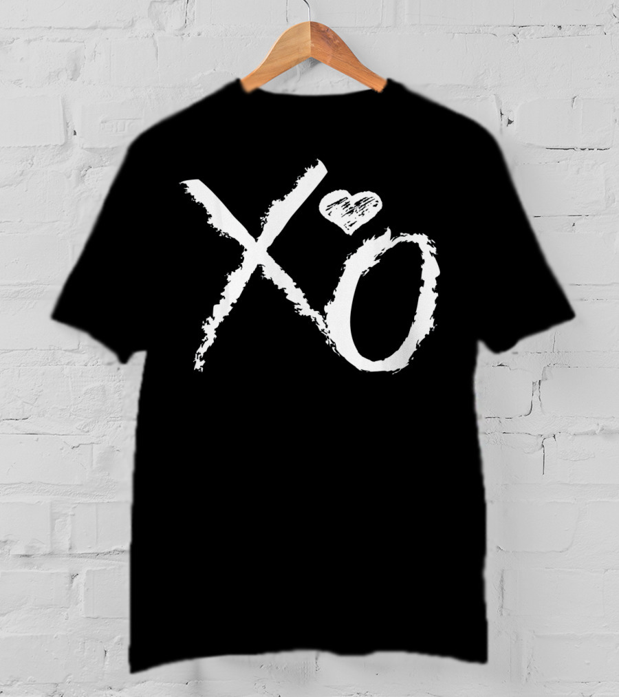 XO Heart Valentines Hugs And Kisses T-Shirt