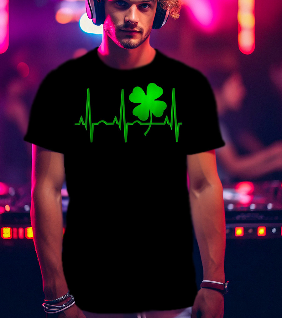 St Patricks Day Irish Shamrock Heartbeat EKG T-Shirt