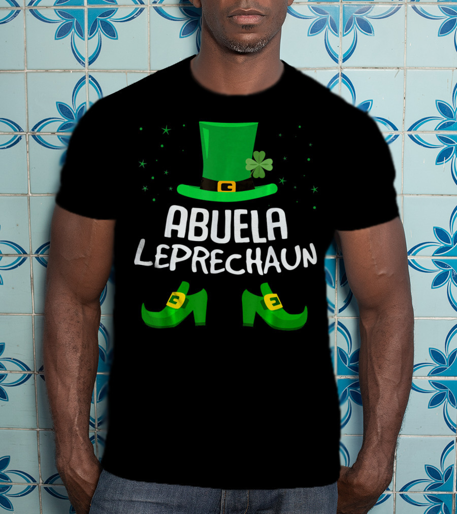 Abuela Leprechaun Saint Patricks Hat And Shoes T-Shirt