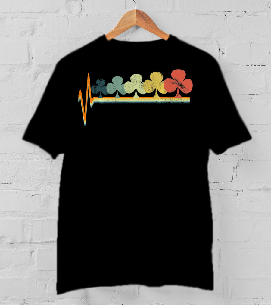 Poker Clover Clubs Hold Retro Heartbeat Vibes T-Shirt