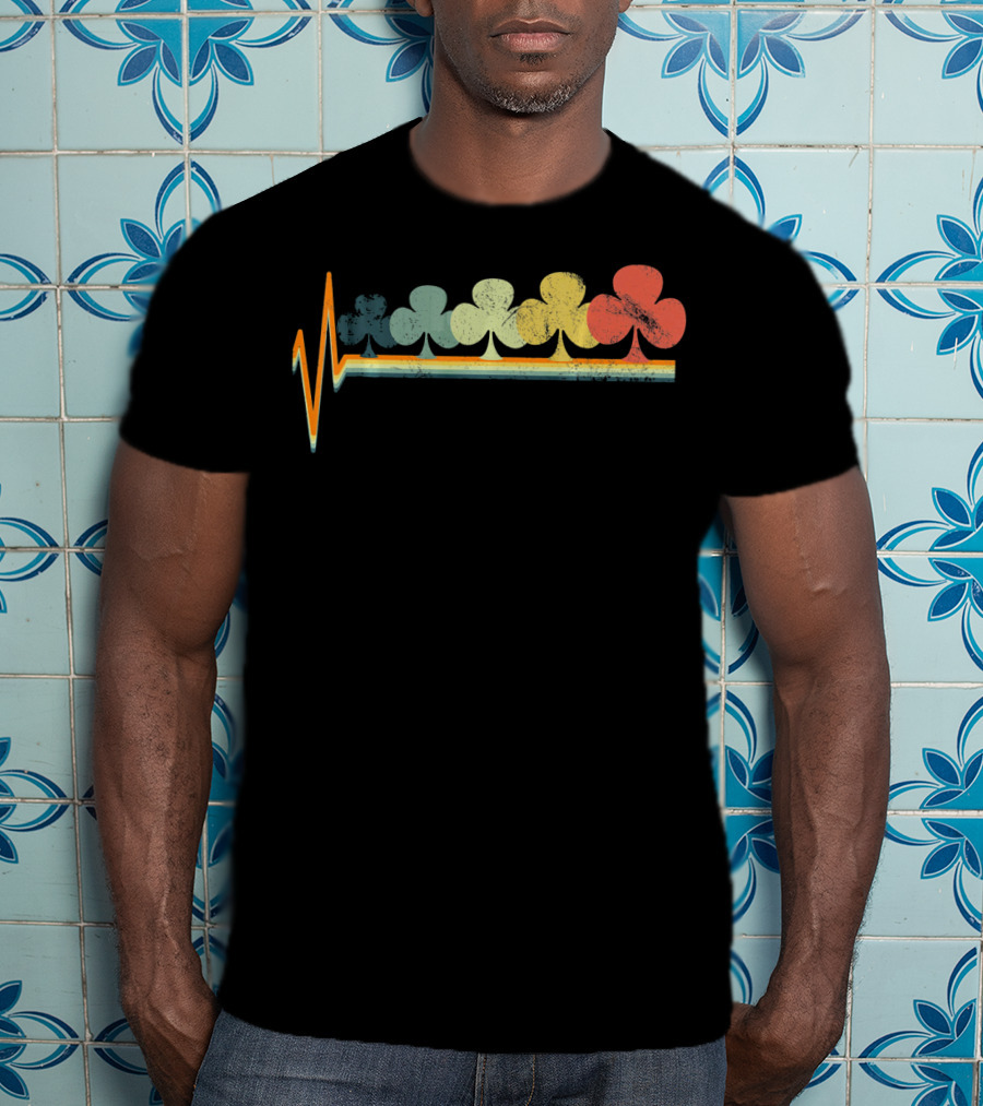 Poker Clover Clubs Hold Retro Heartbeat Vibes T-Shirt