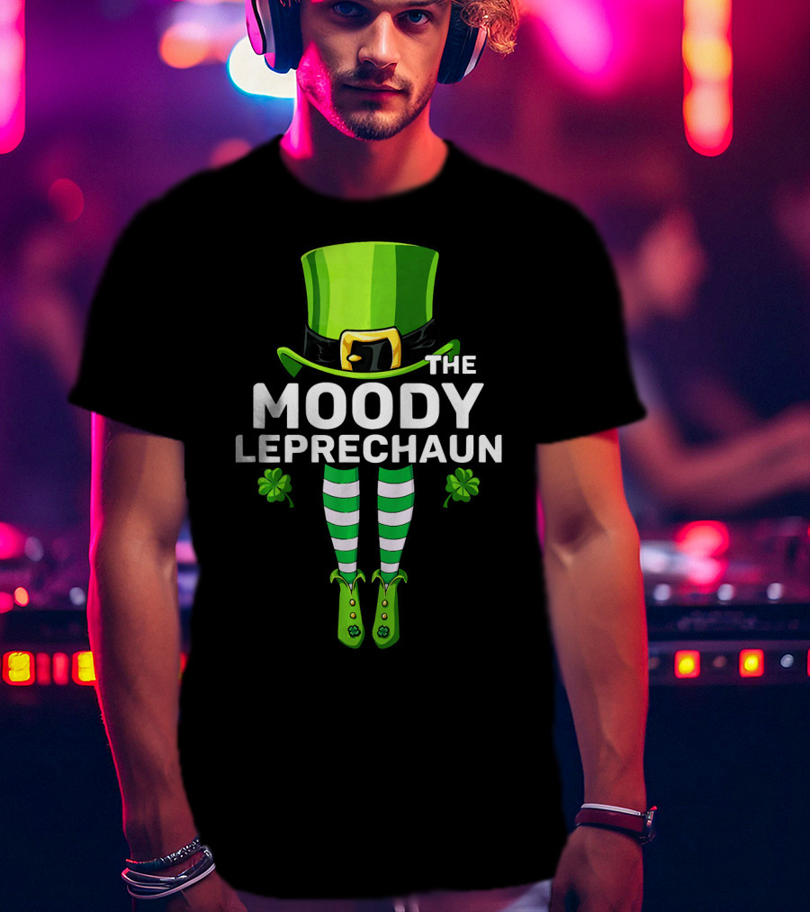 THE MOODY LEPRECHAUN Striped Legs Clover Hat T-Shirt