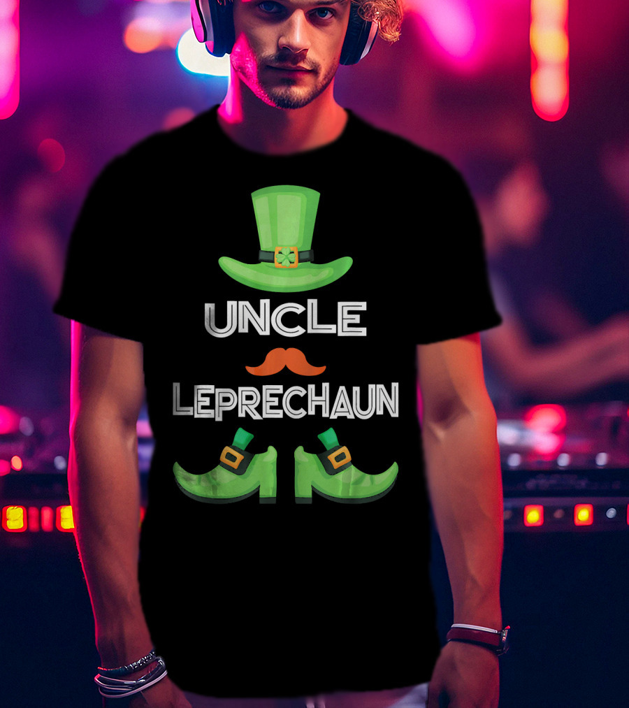 Uncle Leprechaun Green Hat And Shoes St. Patrick's Day Family Matching Group T-Shirt