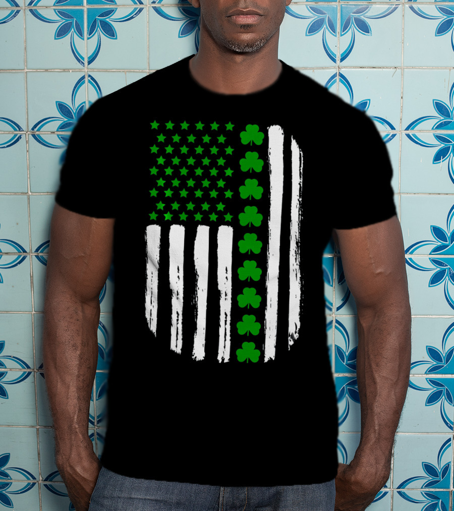 USA Flag With Green 4 Leaf Clover For St. Patrick Day T-Shirt
