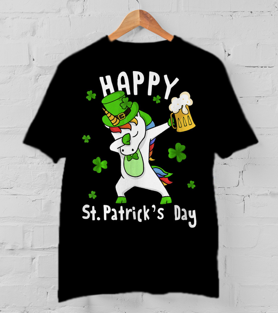 Happy St. Patrick's Day Dabbing Unicorn With Leprechaun Hat And Beer Mug T-Shirt