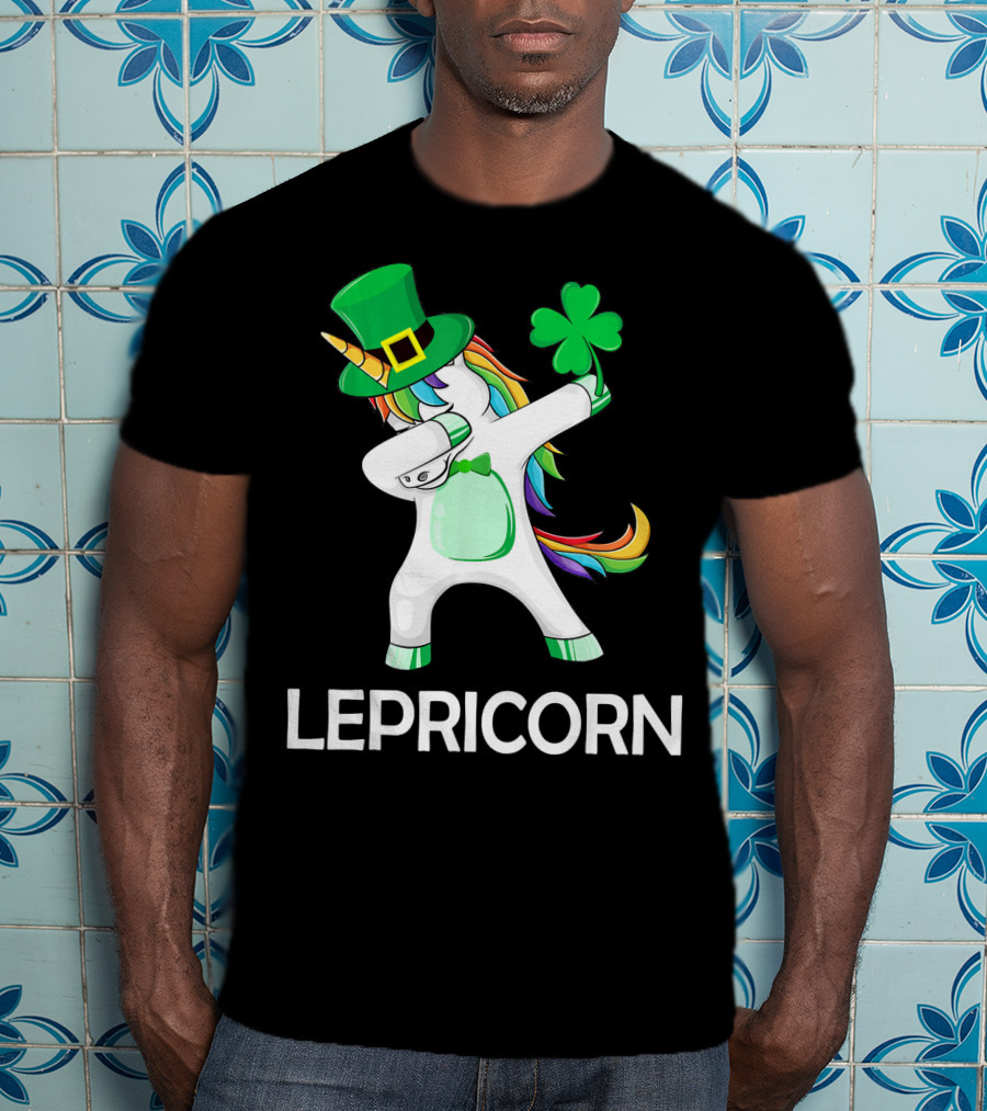 Lepricorn Unicorn Leprechaun Dabbing With Shamrock And Green Hat T-Shirt