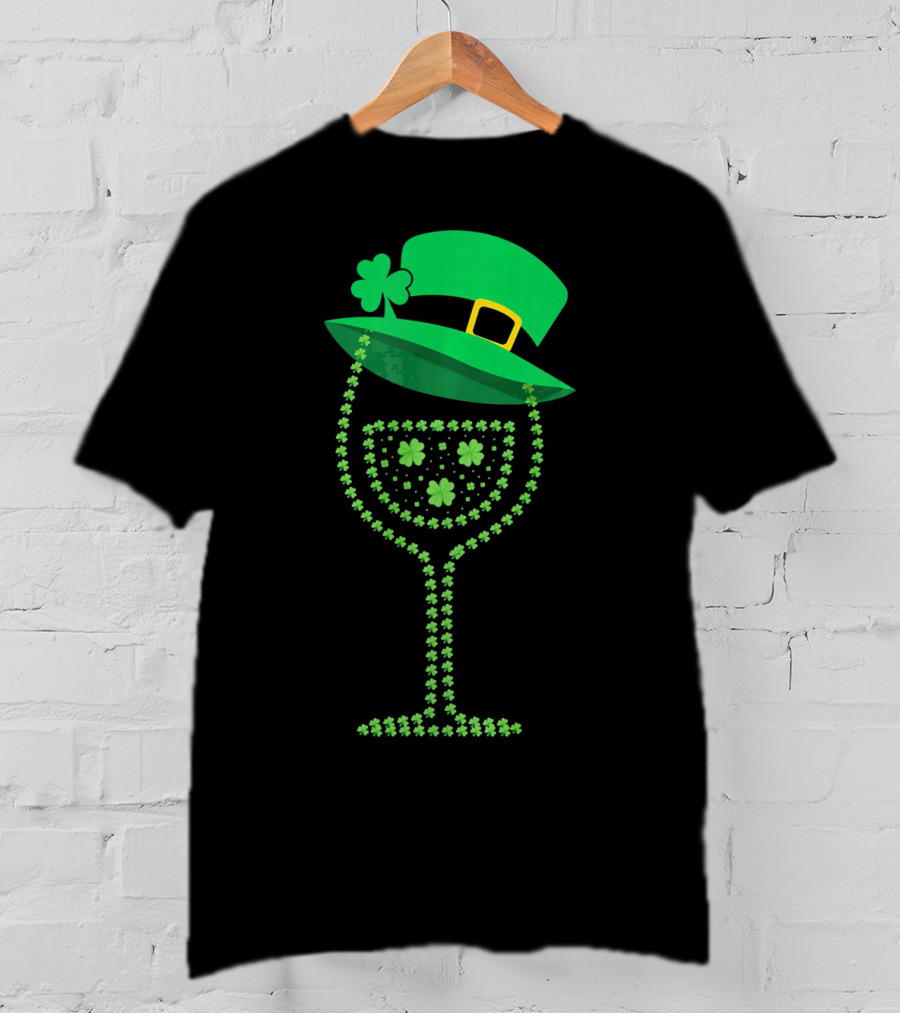 Leprechaun Hat Wine Glass Shamrock St Patrick's Day T-Shirt