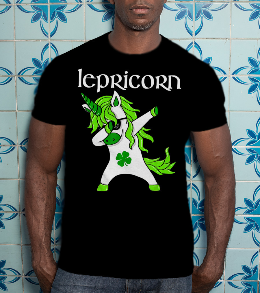 Dabbing Leprechaun Unicorn Lepricorn Funny St. Patricks T-Shirt