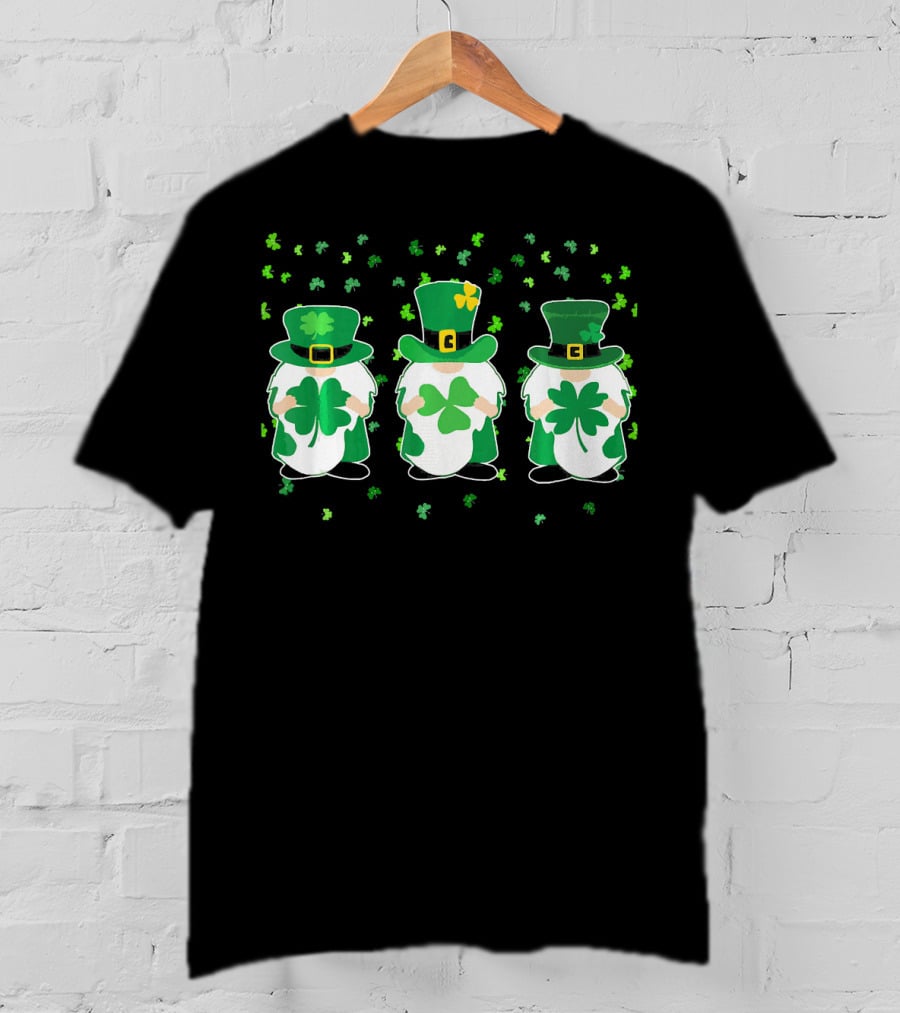Irish Gnome Leprechaun Tomte With Shamrocks And Green Top Hats T-Shirt