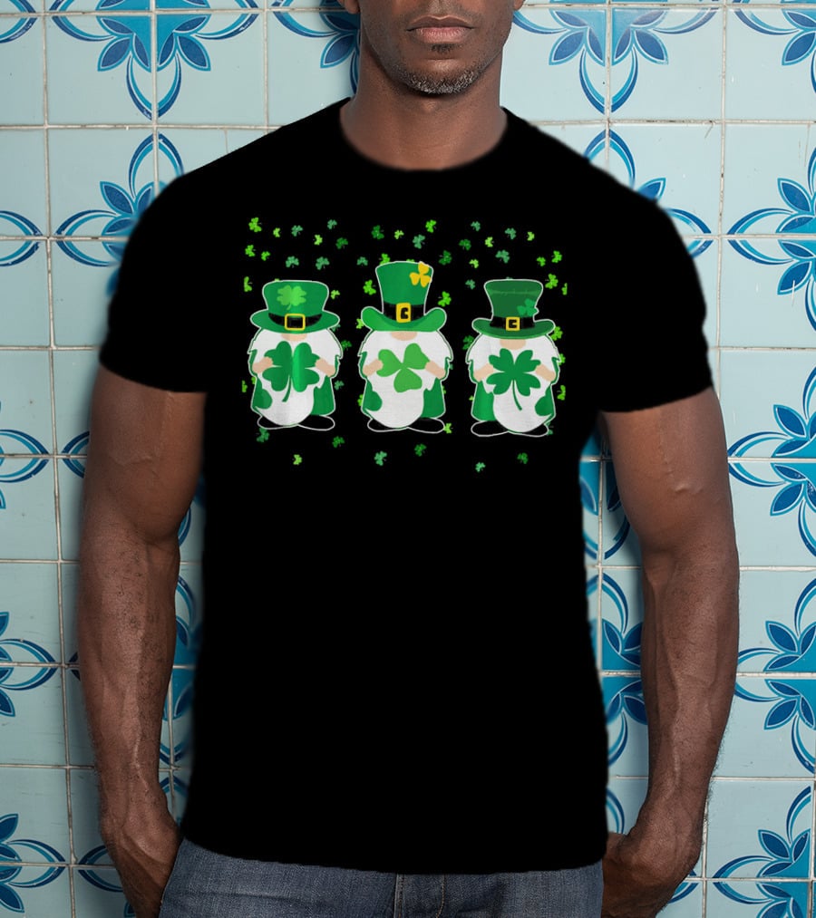 Irish Gnome Leprechaun Tomte With Shamrocks And Green Top Hats T-Shirt