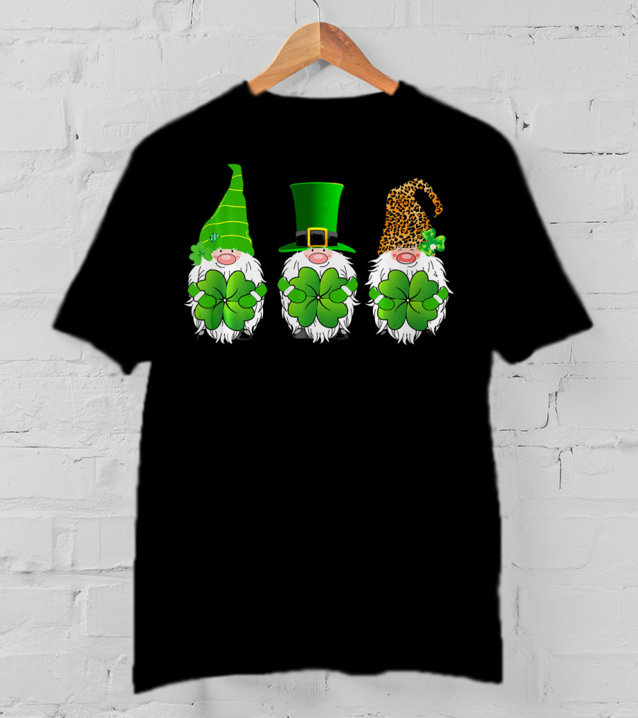 Gnomes Shamrock Leprechaun Green Leopard Saint Patrick's Day T-Shirt