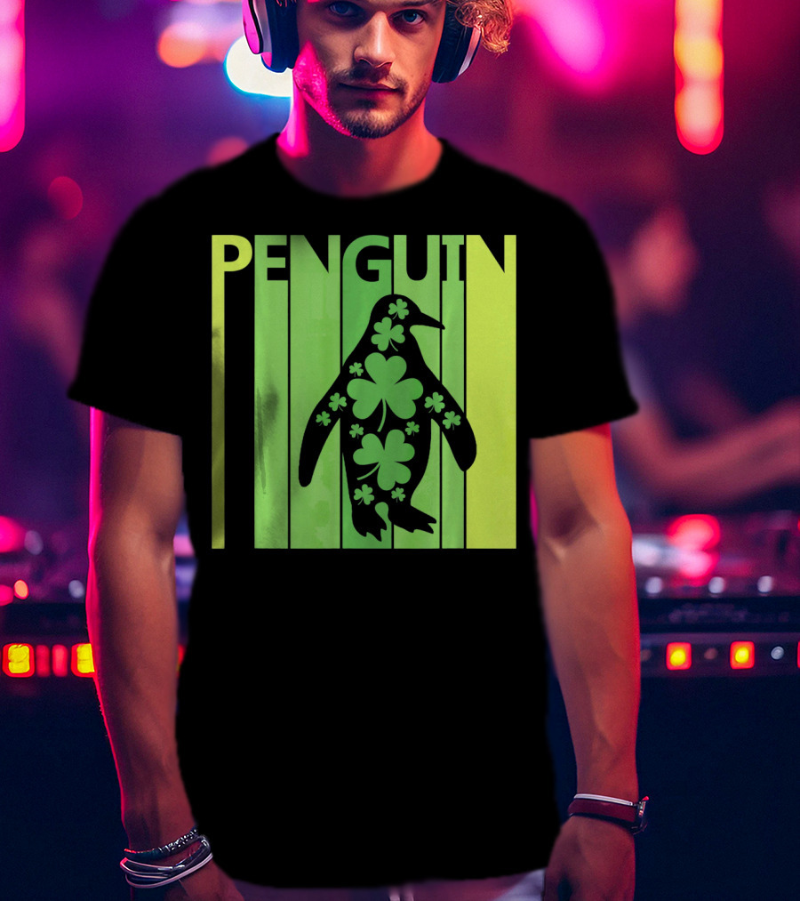 Lucky Penguin St Patricks Day Clover Penguin T-Shirt