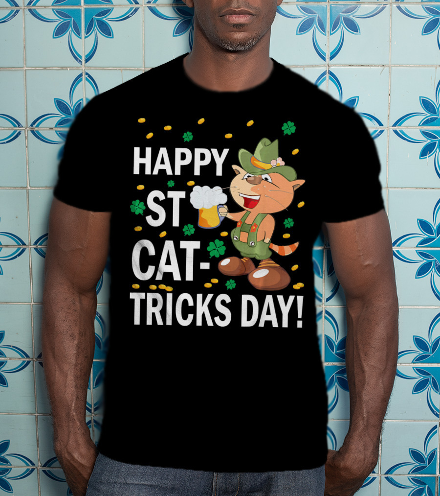 Happy St Cat-Tricks Day Cat Leprechaun Drinking Beer With Clovers And Gold Coins T-Shirt