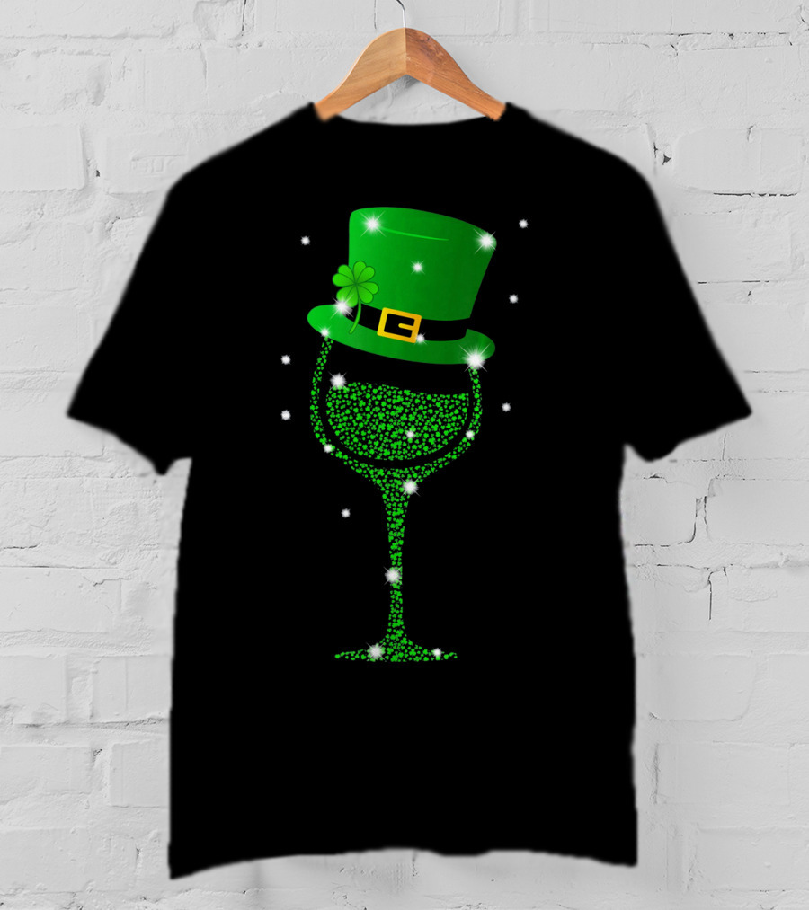 Shamrock Wine Glass St. Patrick's Day Top Hat Sparkle T-Shirt